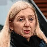 Die Partnerschaftsbeauftragte für Kobeljaki, Carmen Scheide, verliest einen Brief von Tatyana Tymoshenko aus Kobeljaki.