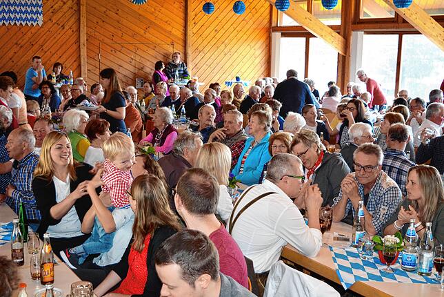 Das Bockbierfest des Ittendorfer Musikvereins musste abgesagt werden, unser Foto ist aus dem vergangenen Jahr.