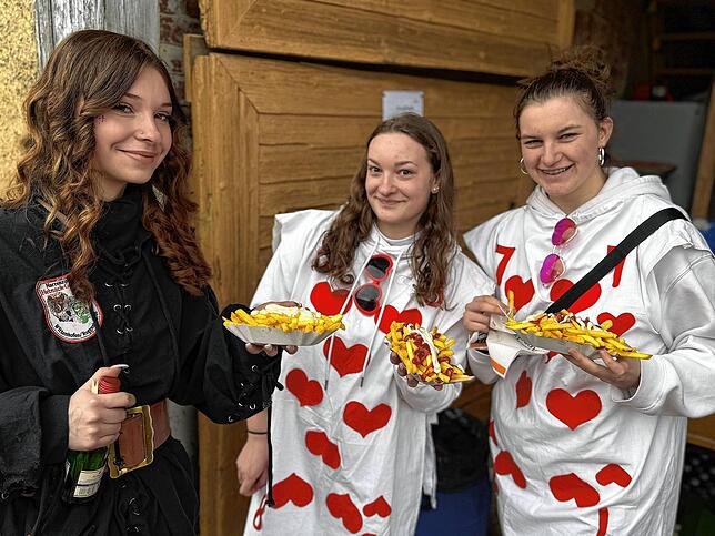 Bild 1: Fasnet in Lellwangen: 220 Narren feiern mit Musik und Freude -  hier die Bilder!