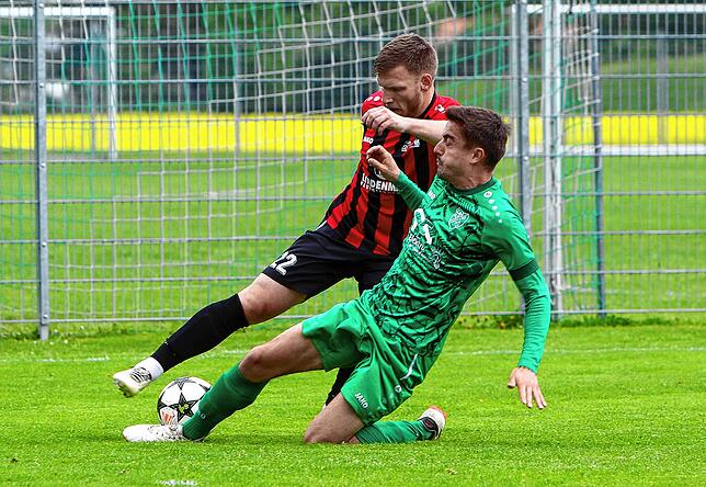 Bild 6: FC Bodman-Ludwigshafen gewinnt beim TSV Aach-Linz mit 4:2. Wir waren mit der Kamera dabei!