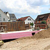 Auf Blumbergs größte Baustelle nimmt immer mehr Formen an. Auf dem ehemaligen Areal Schlenk an der Hauptstraße entstehen ...