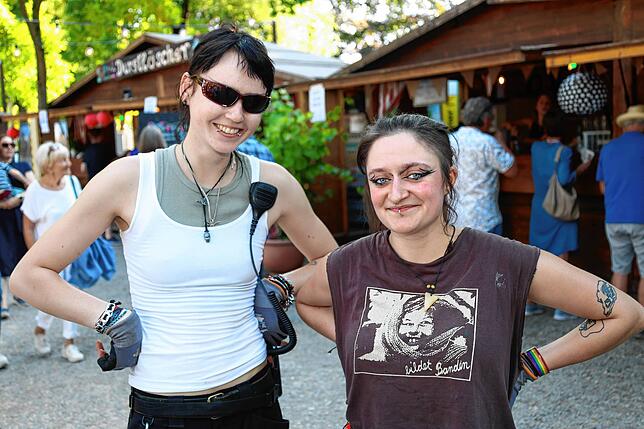 Bild 26: Gut gelaunt und gesellig am Bodensee - so endet das Stadt-gartenfest 2025