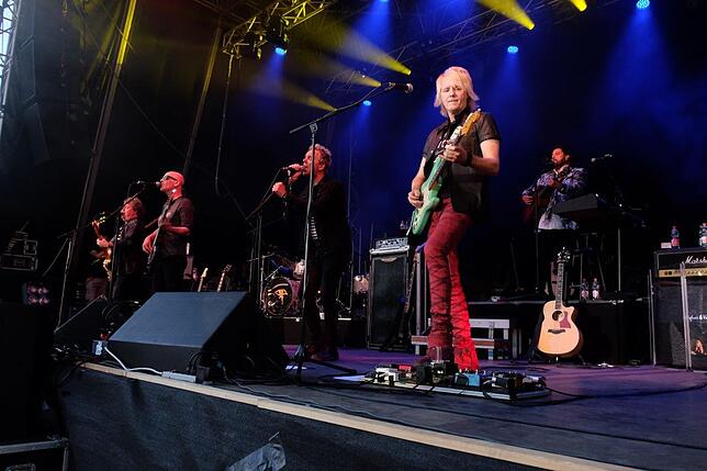 Bild 2: Bilder vom Alan Parsons Live Project beim Hohentwielfestival