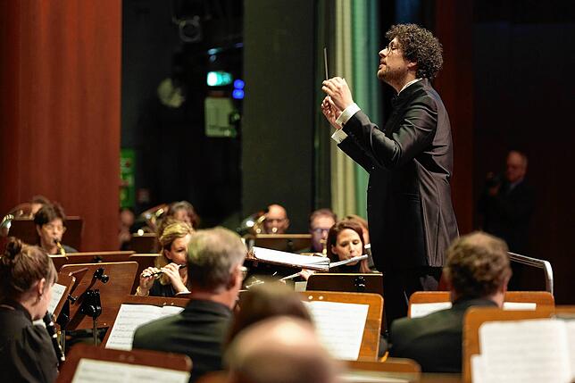 Das Stadtorchester unter der Leitung von Dirigent Pietro Salerno begleitete den Jahresempfang musikalisch.