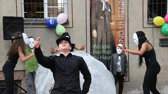 Über 1000 Akteure waren bei der Schwenninger Kulturnacht am Samstag auf der Bühne und auf den Straßen unterwegs. Bild: Anja Greiner