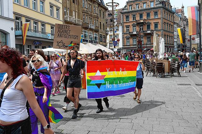 Bild 20: Der CSD Konstanz feiert 20. Geburtstag mit einer Pride-Parade durch die Stadt