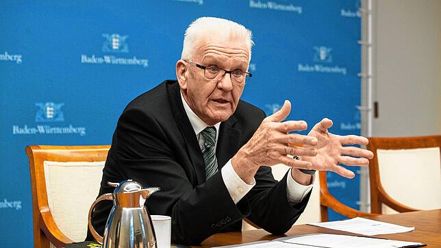 Ministerpräsident Winfried Kretschmann (Grüne) beim Interview, das in Kretschmanns Amtssitz, dem Staatsministerium in Stuttgart stattfand.