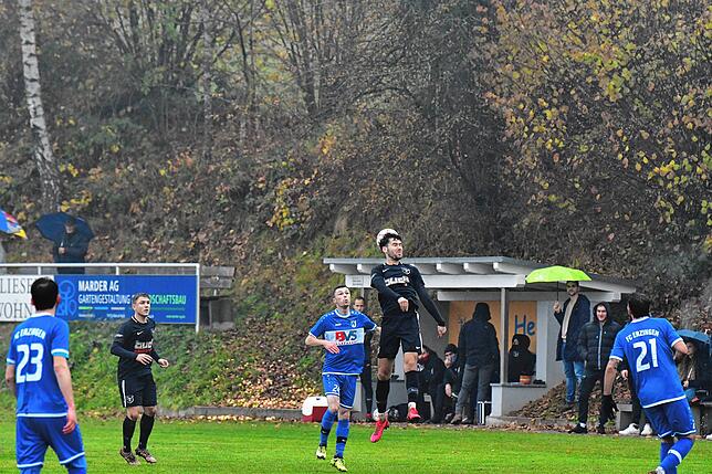 Bild 16: FC Erzingen beendet im Nebel den Siegeszug des SV Buch &ndash; und wir haben die Bilder!