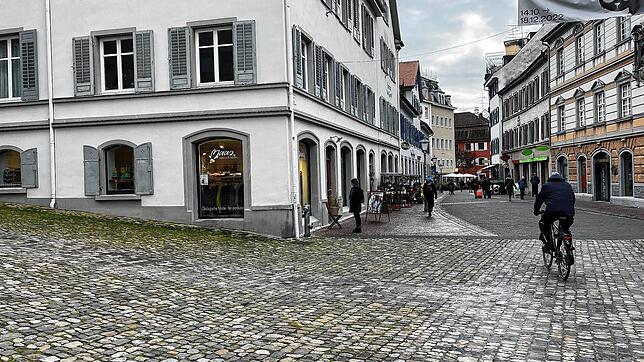 Die Ecke, an der es am 24. November passierte. Die 86-jährige Frau entschied sich plötzlich, links abzubiegen, und stieß mit einem ...