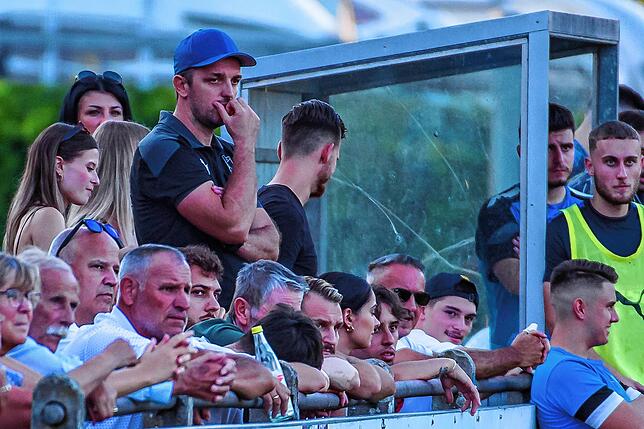 Bild 10: VfB Waldshut wartet nach 2:2 gegen FSV Rheinfelden weiter auf den ersten Sieg &ndash; wir haben Bilder!