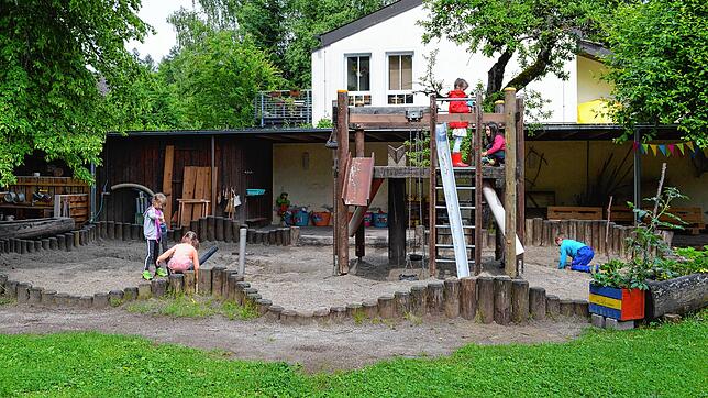 Ab September werden die Benutzungsentgelte der kommunalen und kirchlichen Kindergärten in der Gemeinde um 2,9 Prozent steigen.
