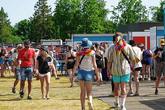 Bild 19: Die Temperaturen steigen: So läuft der Southside-Samstag in Neuhausen ob Eck