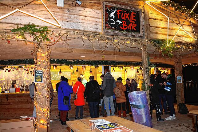 Die Führung endet an der Füxle-Bar. Mancher lässt hier den Abend bei einem &bdquo;Heißen Ingo&ldquo; ausklingen.
