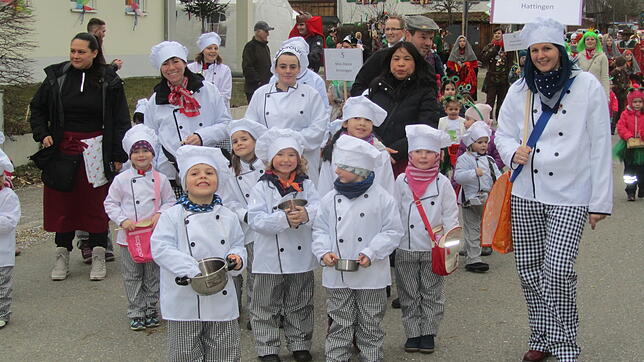 Niedlich: die Hattinger Kindergartenkinder beim Kinderumzug.