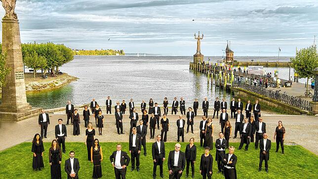 (Archivbild) Sie alle warten auf Zuhörer: Die Musiker der Südwestdeutschen Philharmonie starten in die neue Spielzeit &ndash; und sie ...