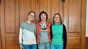 Als neues Dreier-Vorstandsteam werden (von links) Bianca Amann, Eva Jost und Daniela Giadone den Landfrauenverein Wellendingen leiten. ...