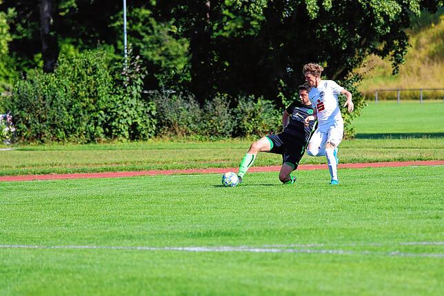Bild 7: Die besten Bilder vom 5:2-Sieg des Hegauer FV im Testspiel beim FC Steißlingen