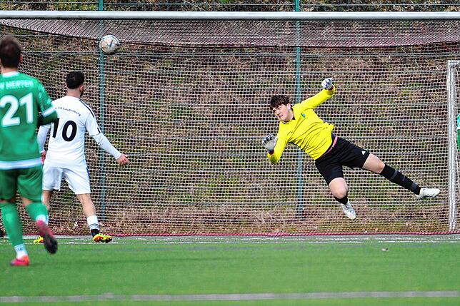 Bild 14: U23 des SV 08 Laufenburg siegt 2:1 gegen den SV Herten &ndash; und wir haben Bilder!