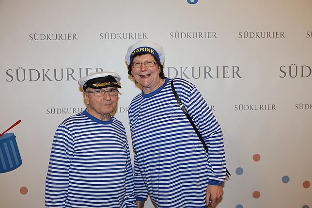 Bild 3: An der SÜDKURIER-Fotowand: Das sind die Gäste der Fernsehfasnacht (Teil 1)