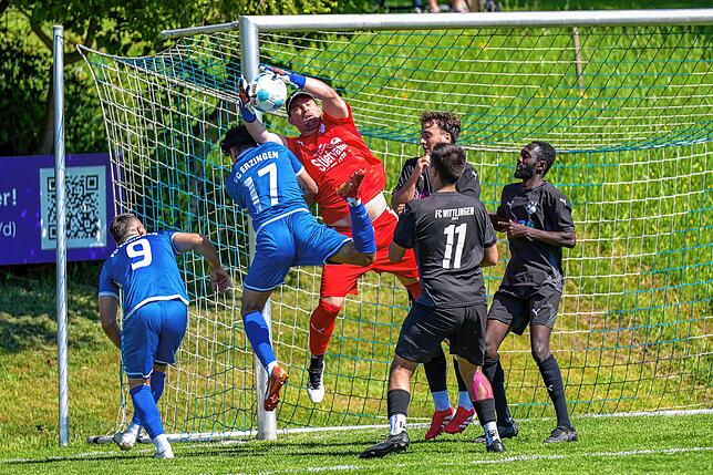 Bild 21: FC Erzingen unterliegt dem FC Wittlingen vor 500 Zuschauern mit 0:2 – und wir haben Fotos!