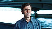 Der Schweizer Autor Peter Stamm stellt in der Stadtbücherei Pfullendorf seinen jüngsten Roman &bdquo;Das Archiv der Gefühle&ldquo; vor. ...