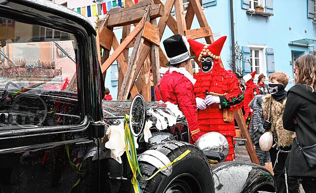 Bild 25: Narrenhochzeit in Sipplingen: So feiern die Narren das neue Paar