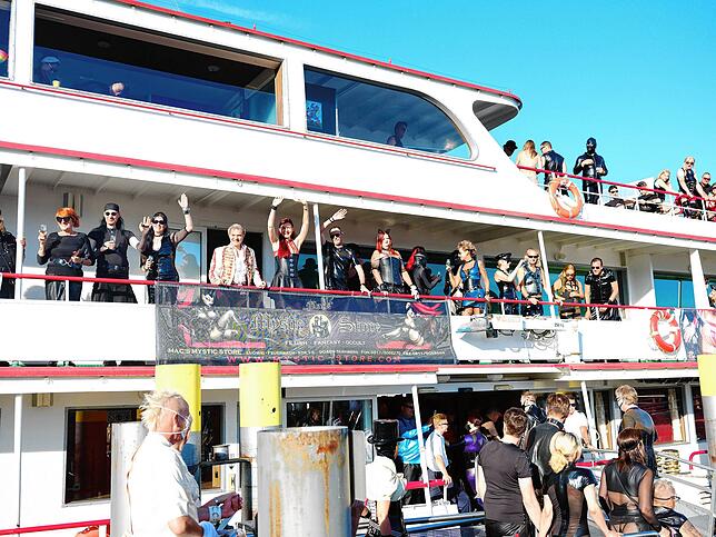 Bild 7: Torture Ship 2022: Alle Bilder vom Boarding – Teil 2