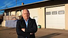 Daniel Heß ist Bürgermeister in Stetten. Er steht hier &ndash; stellvertretend für 22 weitere Bürgermeister im Bodenseekreis &ndash; vor ...