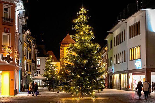 An Weihnachten hängen viele Erwartungen, die sorgen dafür, dass die Zeit mit der Familie oft stressig und konfliktbeladen wird.