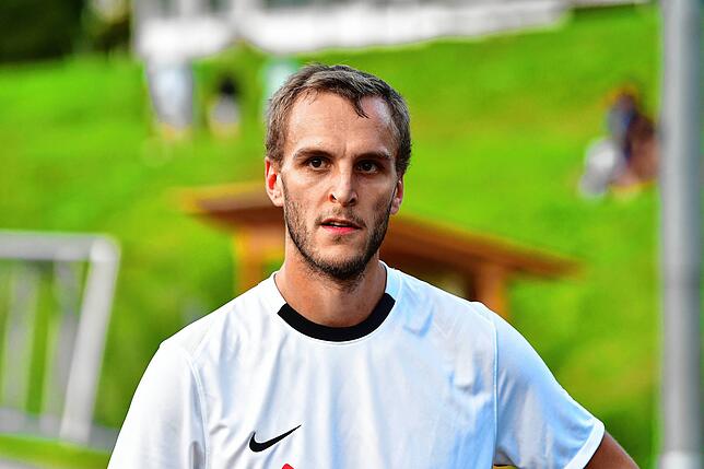 Patrick Keller (29) stammt aus Hausen im Wiesental. Im Nachwuchs des FC Hausen begann er mit Fußball, spielte dort auch noch aktiv, bis ...