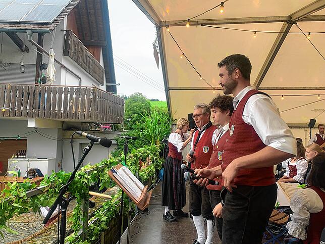 Bild 20: Hier sind die besten Bilder vom Torkelfest in Bermatingen