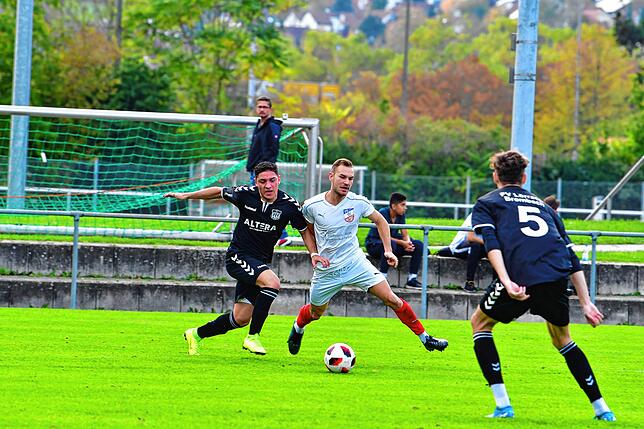 Bild 2: VfB Waldshut siegt mit 3:0 beim FV Lörrach-Brombach II &ndash; und wir haben Bilder!