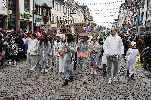 Bild 22: Fastnacht 2023: Die schönsten Fotos vom Umzug am Donnerstag in Villingen