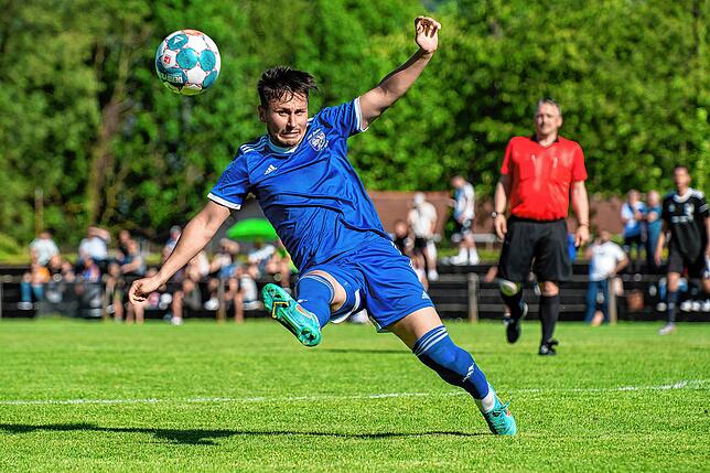 Bild 7: SV BW Murg verliert Spitzenspiel gegen SV 08 Laufenburg II mit 1:4 &ndash; und wir haben Bilder!