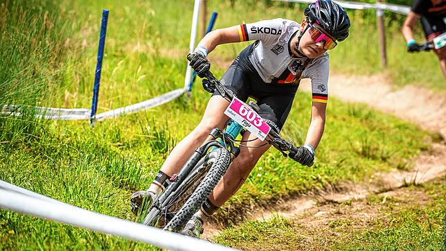 Finja Lipp fuhr bei der Mountainbike-WM in Italien auf Platz 26 bei den Juniorinnen.