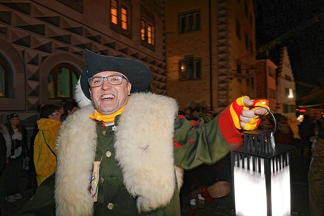 Bild 24: Nachtumzug beim Narrentreffen Engen 2025 – Hier gibt‘s die besten Bilder