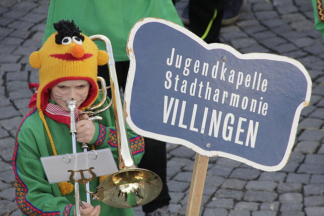 Bild 29: Bilder vom großen Kinderumzug von oben – Teil 2
