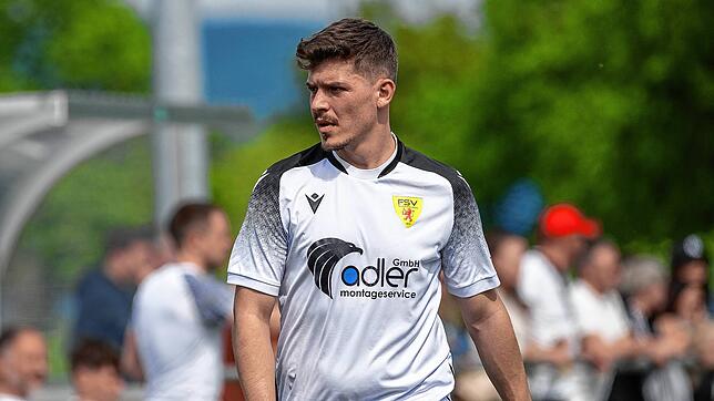 Besorgter Blick: Almin Mislimovic &ndash; hier ein Archivbild &ndash; brachte den FSV Rheinfelden zwar in Führung, doch am Ende ...