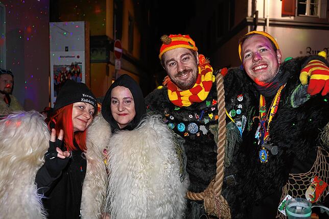 Bild 26: Konstanzer Straßenfasnacht 2025: Weiter geht‘s – auch am Fasnachtssamstag sind die Narren los