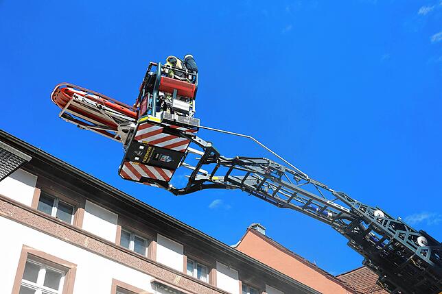Bild 10: Die Feuerwehr Villingen demonstriert ihr Können bei der Hauptprobe
