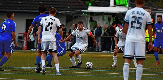 Bild 40: FC Wehr siegt 5:1 im historischen Pokalduell bei der SpVgg Brennet-Öflingen – und wir haben Fotos!