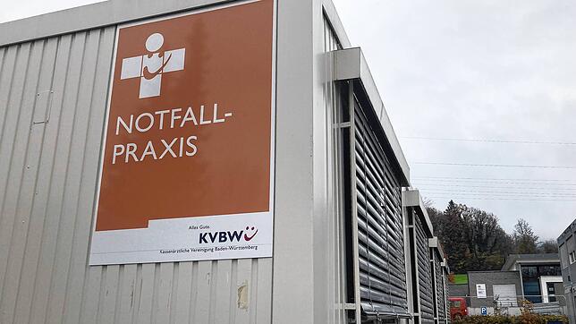 Seit November 2023 geschlossen ist die hausärztliche Notfallpraxis Bad Säckingen. Außerhalb hausärztlicher Sprechzeiten müssen ...