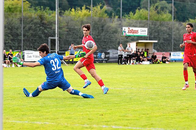 Bild 15: U19 des SC Freiburg gewinnt Test in Eggingen gegen den SV Schaffhausen mit 4:1 – wir haben Fotos!