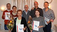 Die geehrten Mitglieder der Karateschule Bad Säckingen (von links): Christoph Leber, Vera Leber, Gabriele Eschbach, Vorsitzender Robert ...