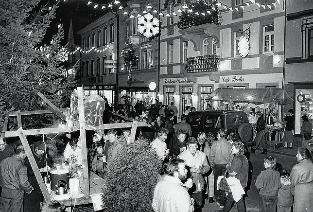 Abendverkauf im Advent im Dezember 1986