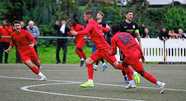 Bild 12: Unsere Bildergalerie des Verbandsliga-Duells zwischen dem ESV Südstern Singen und dem Offenburger FV