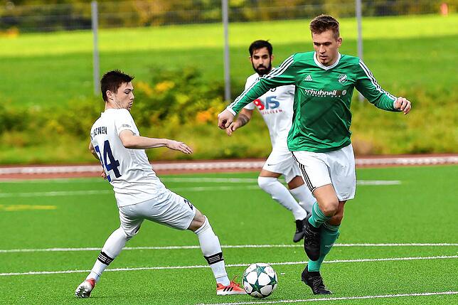 Bild 39: FC Erzingen gewinnt das Spitzenspiel mit 5:3 beim FC Zell &ndash; und wir haben Bilder!