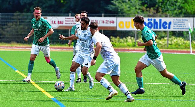 Bild 33: FC Zell besiegt den SV Blau-Weiß Murg mit 2:0 – und wir haben Bilder!
