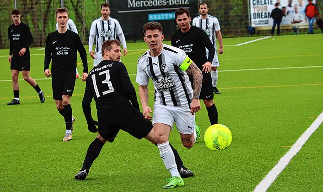 Bild 14: SG FC Wehr/Brennet holt ein 3:3 beim FC Wittlingen &ndash; und wir haben Bilder!