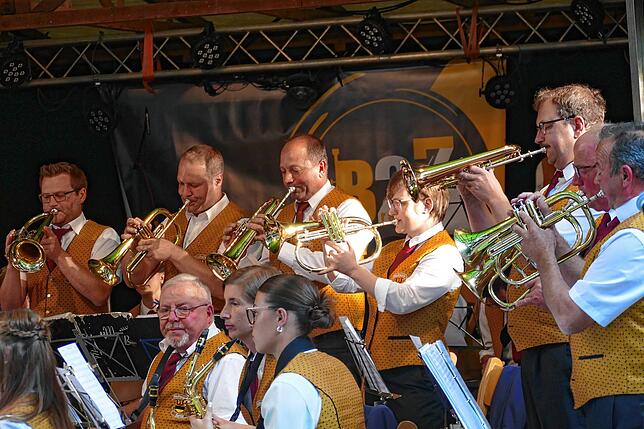 Bild 23: Döggingen im Feierlaune: Waldfest zieht Hunderte Besucher an - die schönsten Bilder